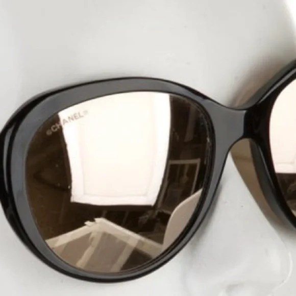 CHANEL 5269 CC Logo Oversized Cat-Eye Sunglasses Black & Silver - Picture 2 of 13